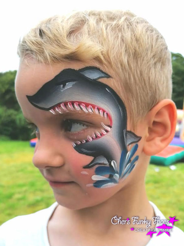 Shark-by-Sophia-funky-Punky.jpg